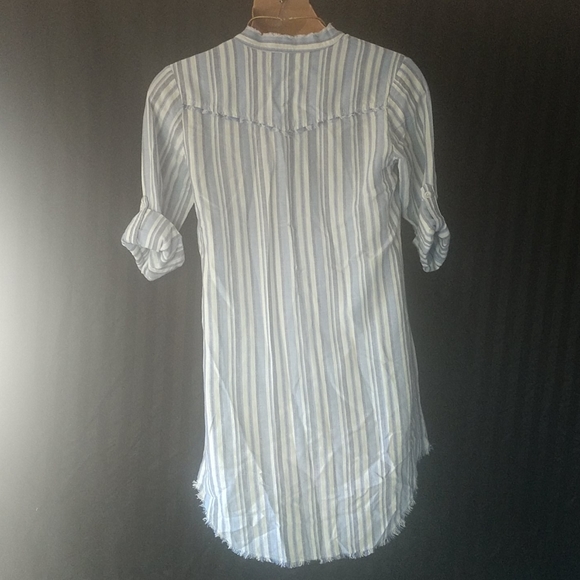 Dress - Picture 4 of 4